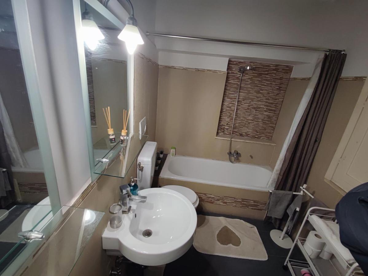 Nel Cuore Di Roma Apartment Luaran gambar