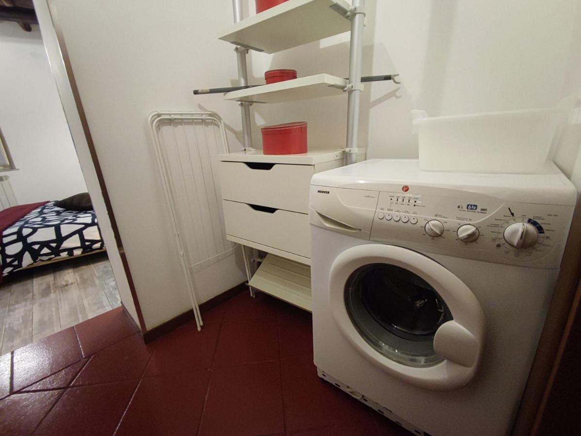 Nel Cuore Di Roma Apartment Luaran gambar